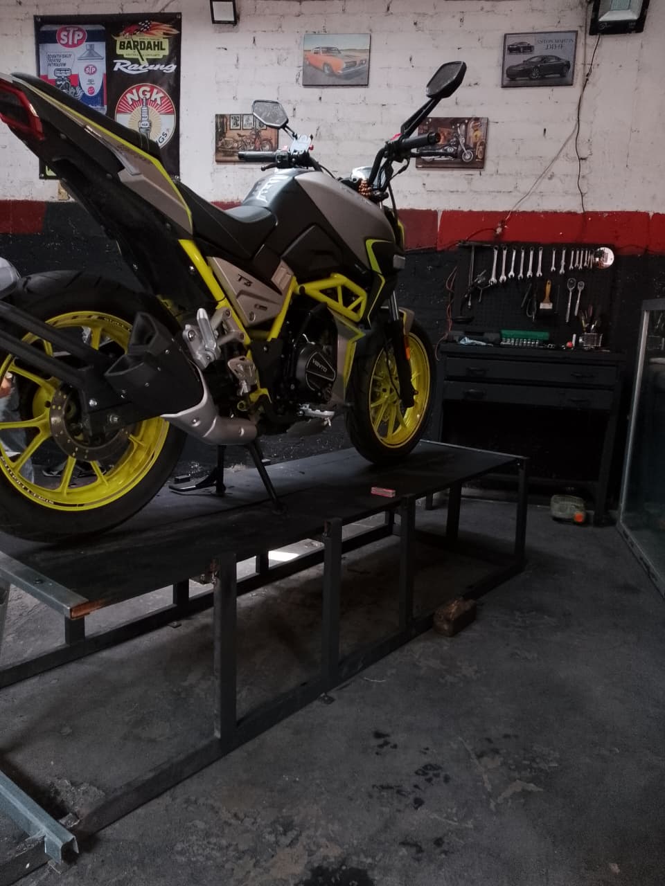 Imagen de LEGENDS GARAGE 5